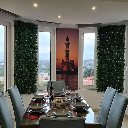 Physis Apt- Big Comfortable With View Apartment